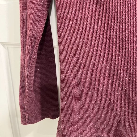 Eddie Bauer long sleeve top - Picture 5 of 9